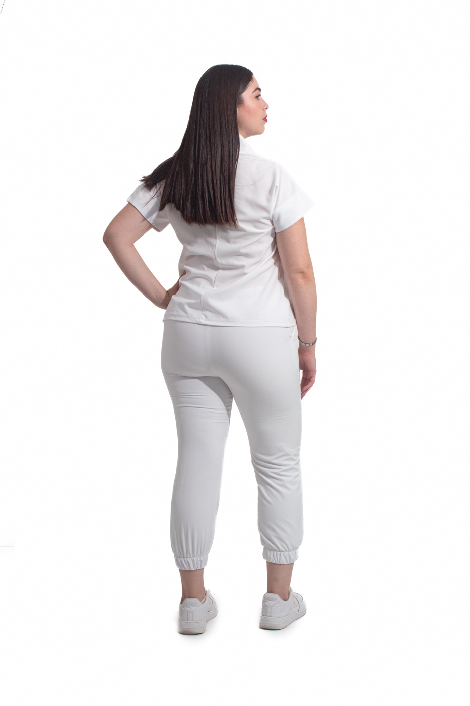 Atena - Elegancia y Protección en Blanco Radiante - Image 9